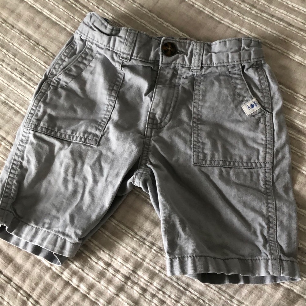 Gray shorts
